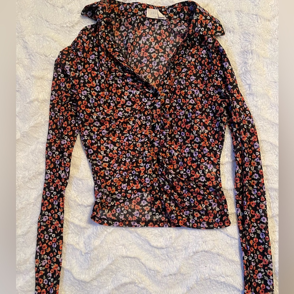 Long sleeve button shirt
